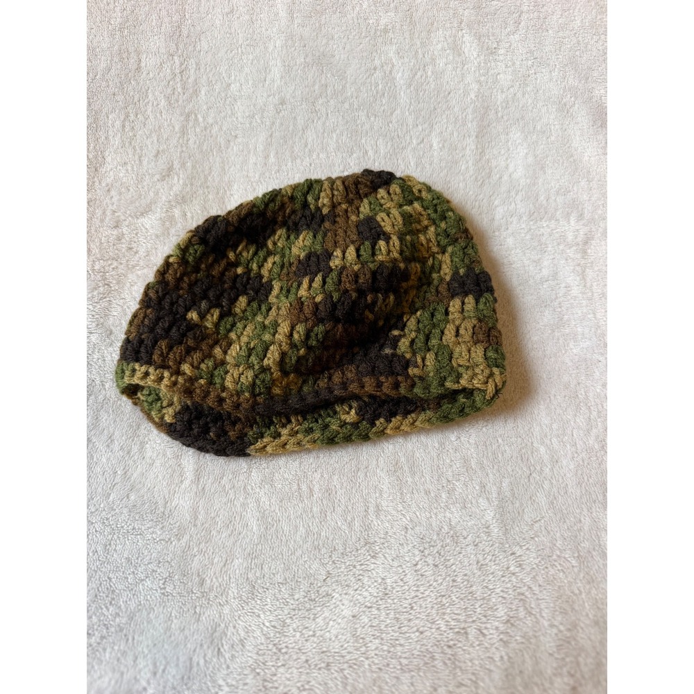 Unbranded Crochet Beanie Unisex OS Green Camo Excellent Kufi Style Hat